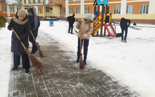 Акция "Зимняя пора добрых дел"