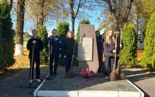 Акция "Памятник"